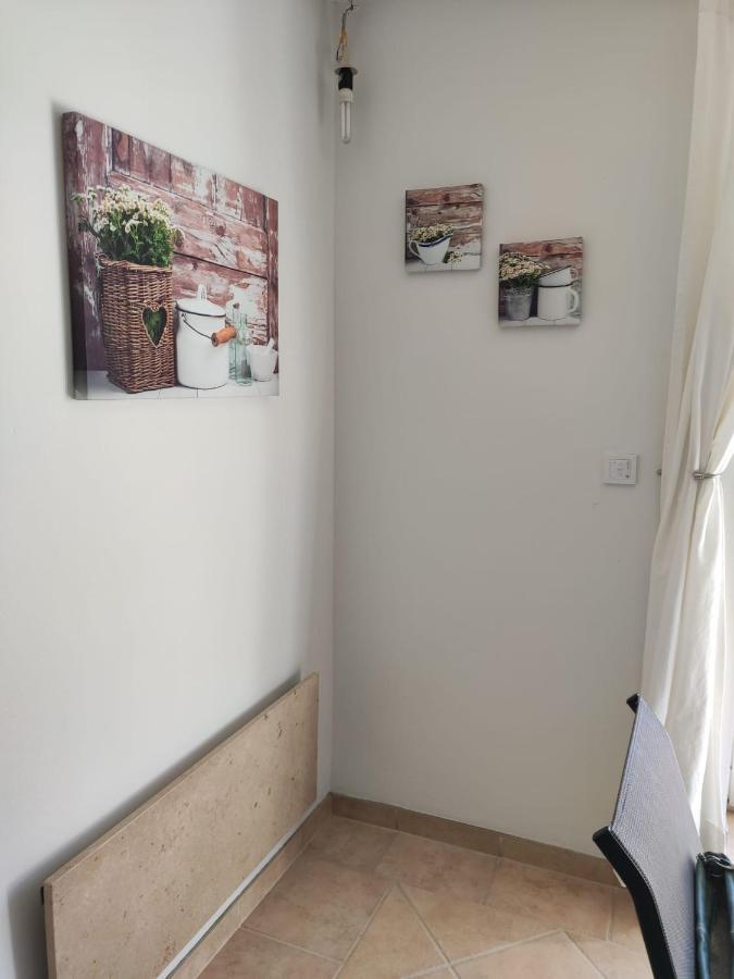 Ferienhaus Blaue Blume Mit 11 Kw Ladestation, Kamin, Terrasse, Eingezaeuntem Garten, Sauna, Wlan, Netflix, 2 Hunde Willkommen! Güntersberge Buitenkant foto